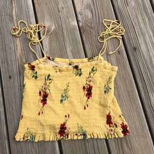 FROM PACSUN🌼 yellow crop with flowers